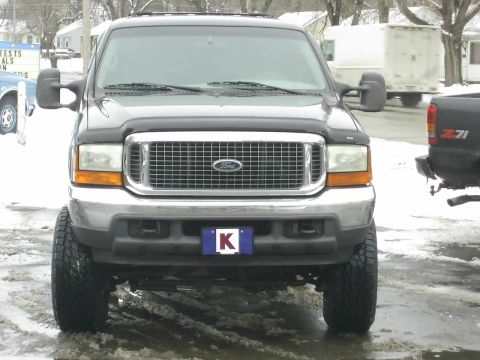 2000 Ford Excursion photo