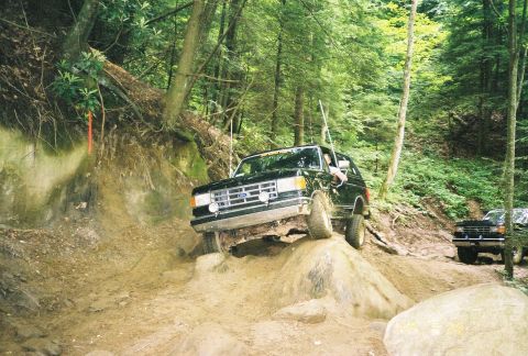 1991 Ford Bronco - Me going up