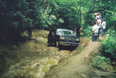 1991 Ford Bronco - This is where Marty had to pull the winch for me