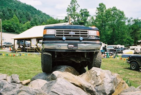 1991 Ford Bronco - James on the rocks1