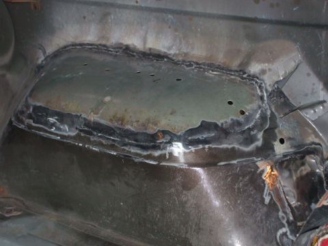 1995 Ford Bronco - inside passenger side tub fender welded in