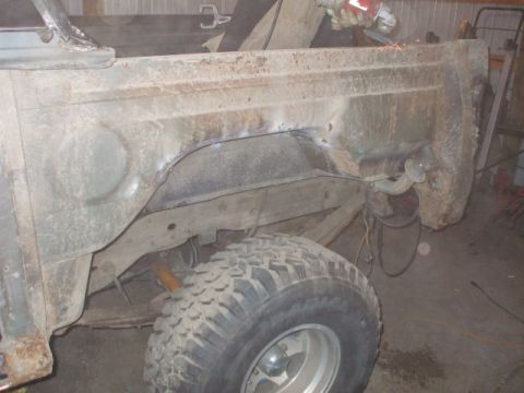 1995 Ford Bronco - drivers rear quater gone