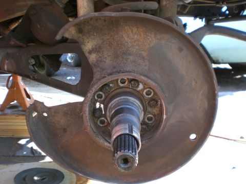 1990 Ford Bronco - The chevy axle has bolts at 12/6 o'clock and the ford has 3/9 o'clock. So to keep the calipers in the stock location for clearence issues.…
