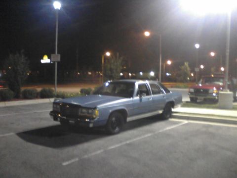 1988 Ford LTD Crown Victoria photo