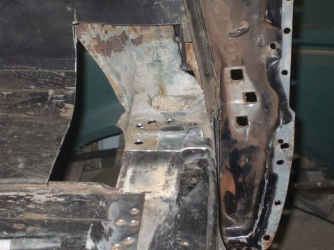 1995 Ford Bronco - top view of new rear support