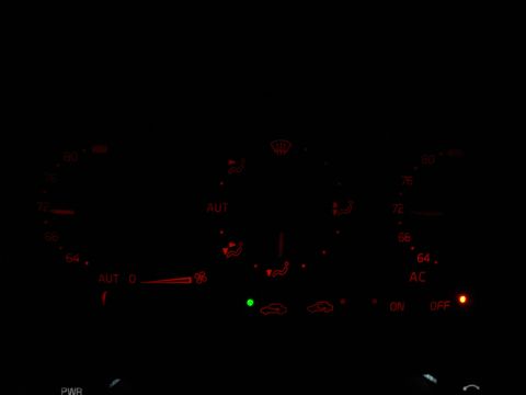 1998 Volvo V70 - The climate control turned out a lot better than it looks in this picture; there are no hot spots and the light distribution is even. The w…