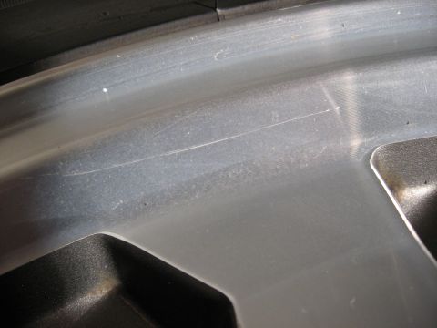 2004 Ford Crown Victoria - Wheel 2