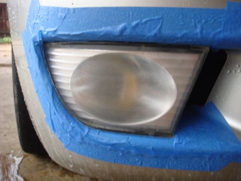 2001 Lexus IS 300 - 1000 grit on foglight