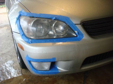 2001 Lexus IS 300 - Step 4: 2000 grit sandpaper (on headlight)