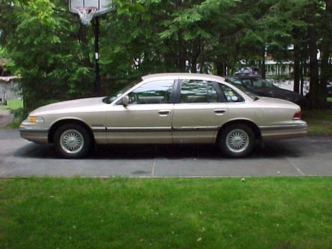 1992 Ford Crown Victoria - ....