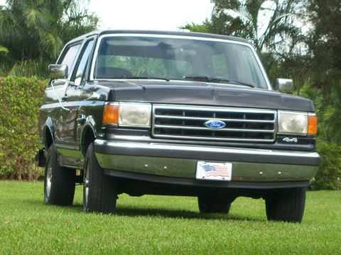 1991 Ford Bronco photo