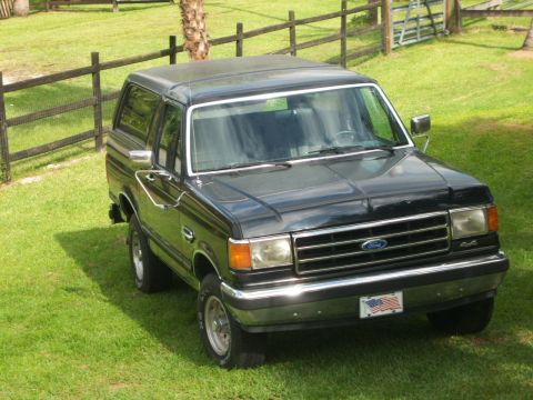 1991 Ford Bronco photo