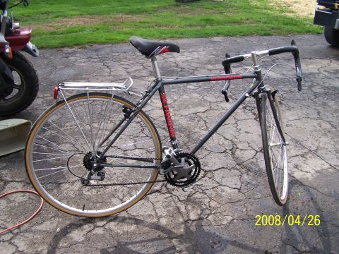 1988 Toyota Pickup/SR5 - This is a Schwinn bicycle, not a 1988 Toyota Pickup/SR5.