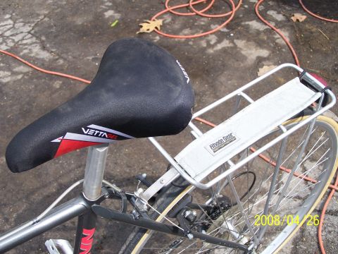1988 Toyota Pickup/SR5 - Close-up of a bicycle's rear rack and seat, with a date stamp of 2008/04/26.