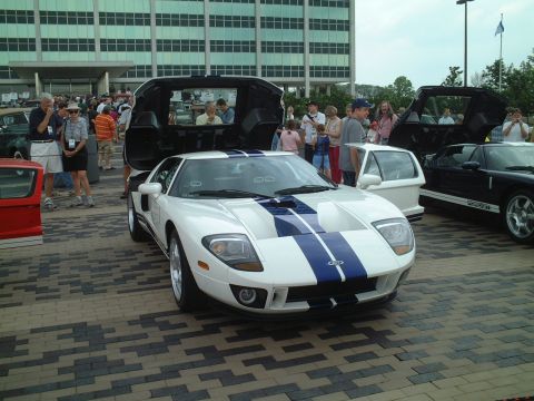 2004 Ford GT photo