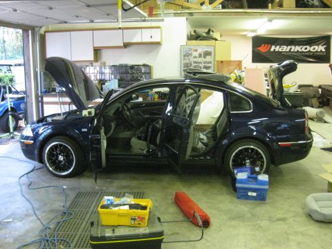 2004 Volkswagen Passat photo