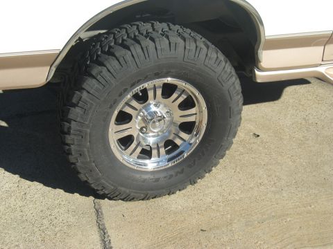 1996 Ford Bronco photo