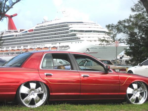 2001 Ford Crown Victoria “GUCCI VIC”