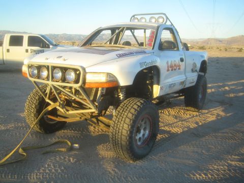 1990 Ford Bronco - Ford engine in this dodge. :)