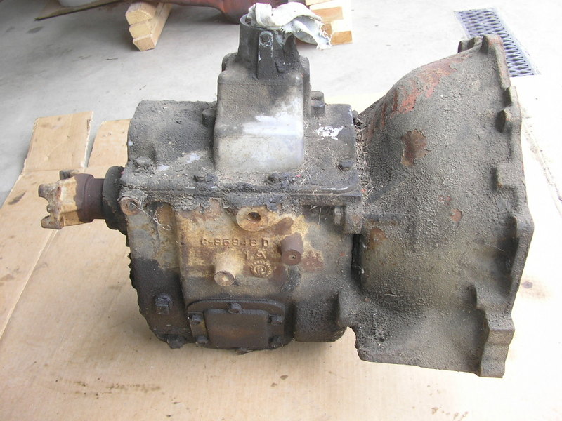 Dirty manual transmission with transfer case and yoke