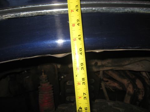 1978 Ford Bronco - Measuring suspension height on a vehicle.