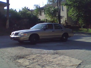 2001 Ford Crown Victoria photo