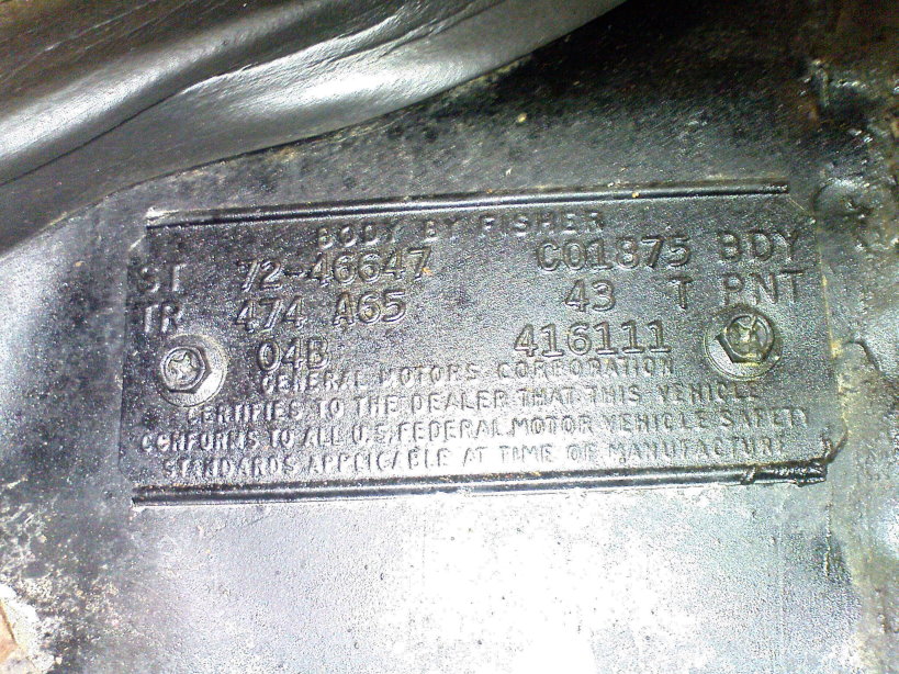 Body by Fisher GM cowl trim tag stamped ST 72-46647 with paint and trim codes