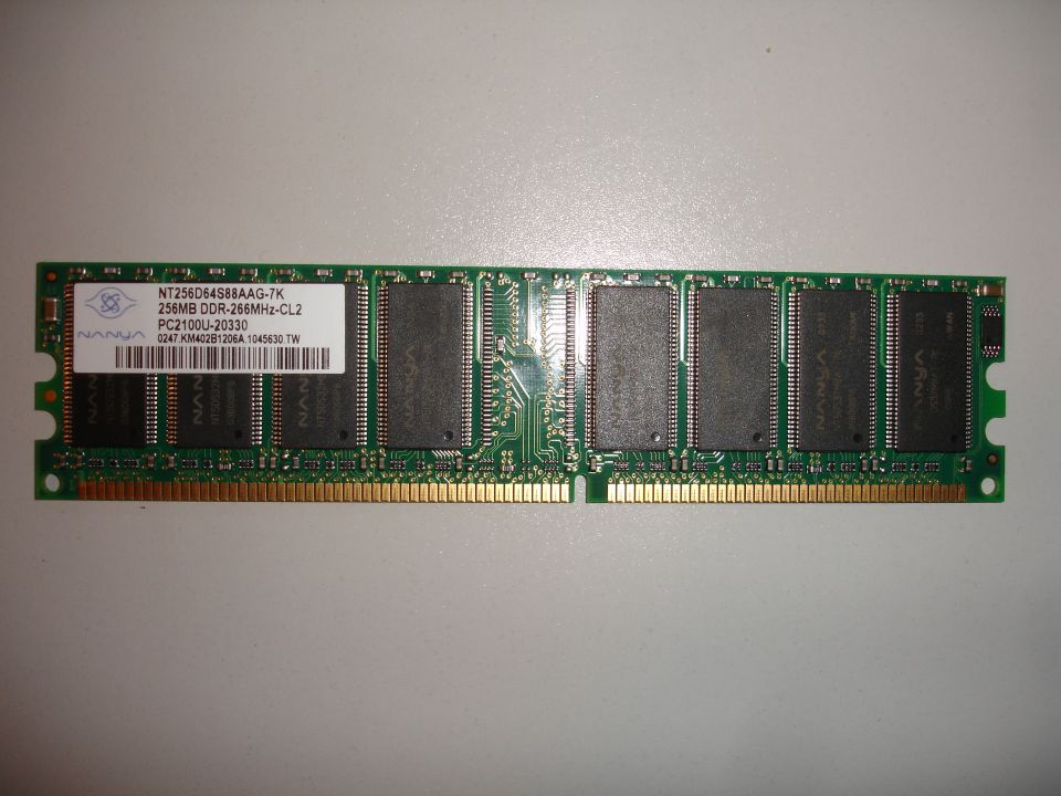 256MB DDR-266MHz RAM module