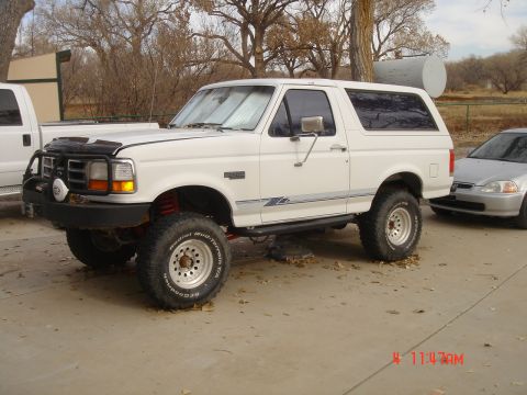 1993 Ford Bronco photo