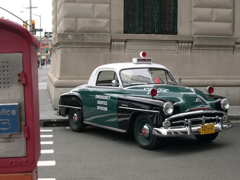 1991 Ford Crown Victoria - NYPD '51 Plymouth
