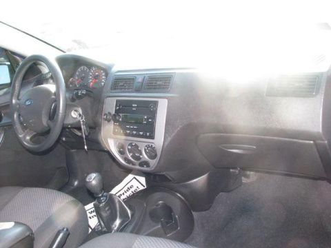 2006 Ford Focus photo