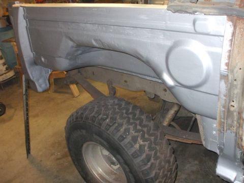 1995 Ford Bronco - first coat of rust bullet on passenger side tub