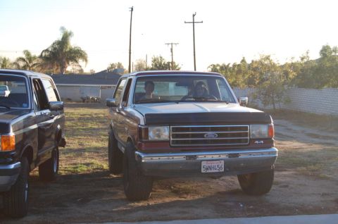 1989 Ford Bronco - Yard shot