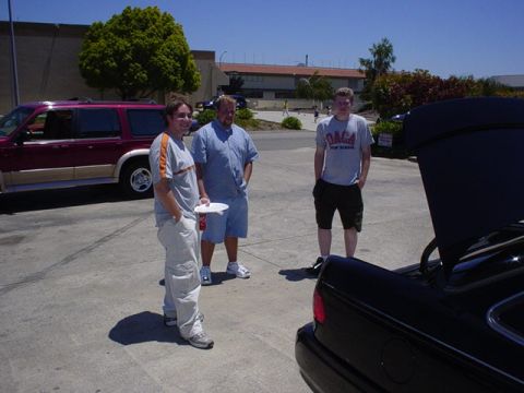 1993 Ford Taurus - Elliot, Tyler and Mike hanging out behind tyler's SHO (mobiuslogic, SHOnuff93 and Mike-nonmember. Awesome guy though)