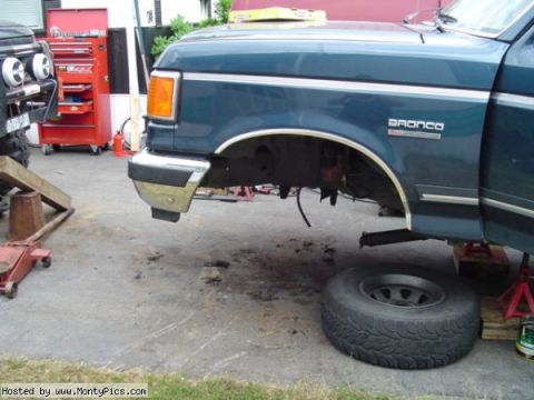1990 Ford Bronco - stripped