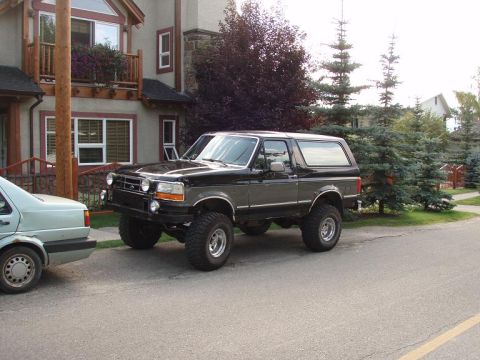 1992 Ford Bronco photo