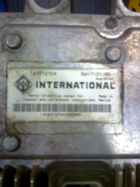 1992 Ford Bronco - International engine control module, part number 183712704, manufactured August 25, 1985.