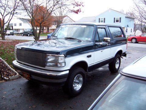 1995 Ford Bronco photo