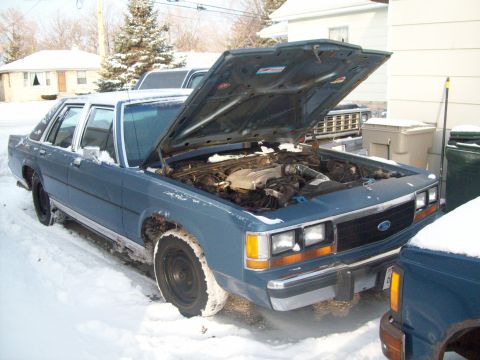 1988 Ford LTD Crown Victoria photo