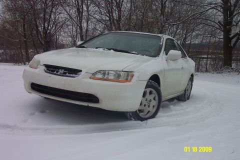 1999 Honda Accord photo