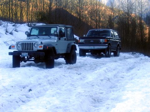 1991 Ford Bronco - Bronco and Unknown Jeep