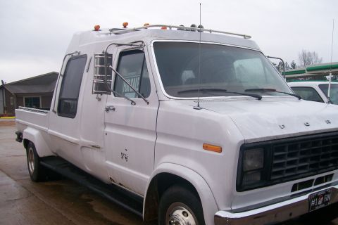1992 Ford C-350 (Centurion Conversions)