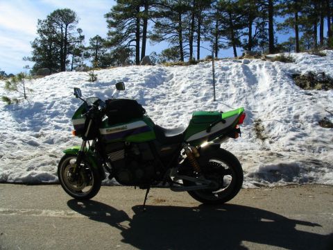 1981 Kawasaki Bayou - SNOW!