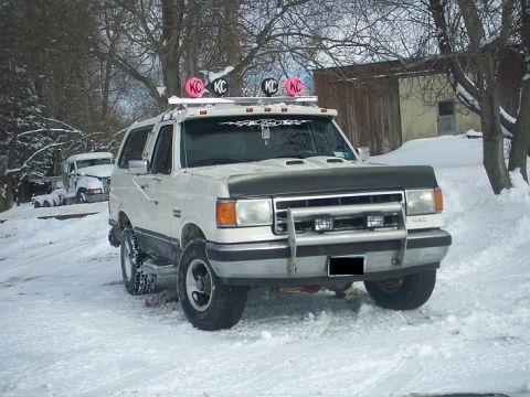 1991 Ford Bronco photo