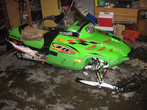 2000 Arctic Cat ZR 600 EFI “sledz”