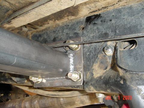 1989 Ford Bronco - Front location (with superlift extended radius arms) notice bolt for fuel pump on top of tube