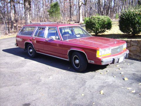 1988 Ford Crown Victoria LTD - Blackout Turbines with new P215-75/R15's