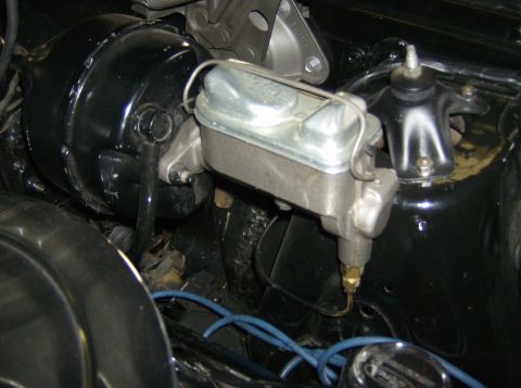 1970 Ford Ranchero - master cyl. 1