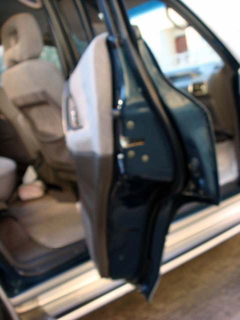 2000 Mitsubishi Montero “P”