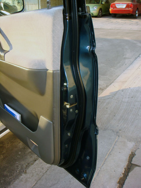 2000 Mitsubishi Montero “P”